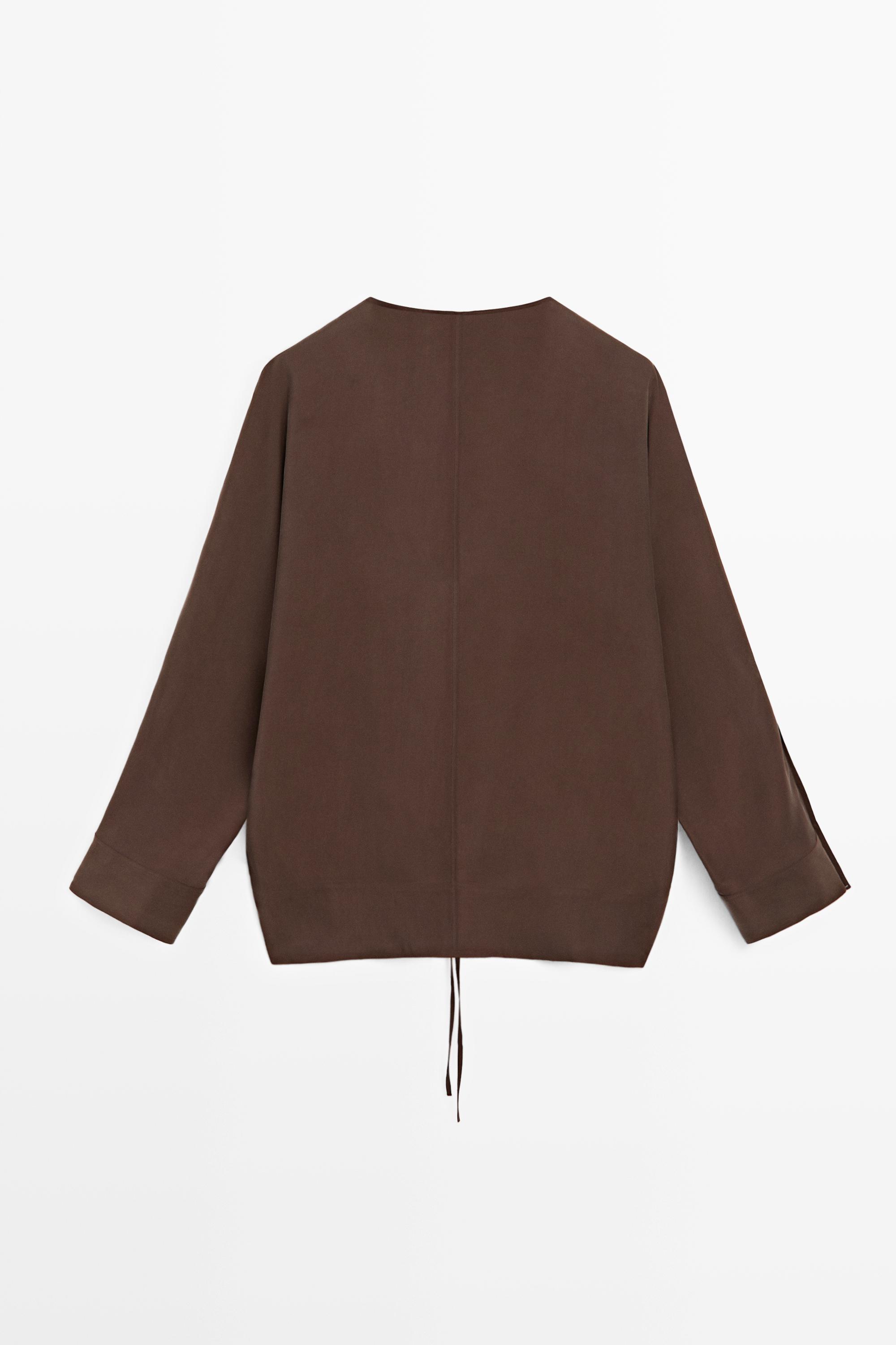 Blouse fluide col en V à nouer